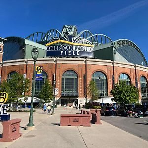 Best Western Plus Milwaukee West